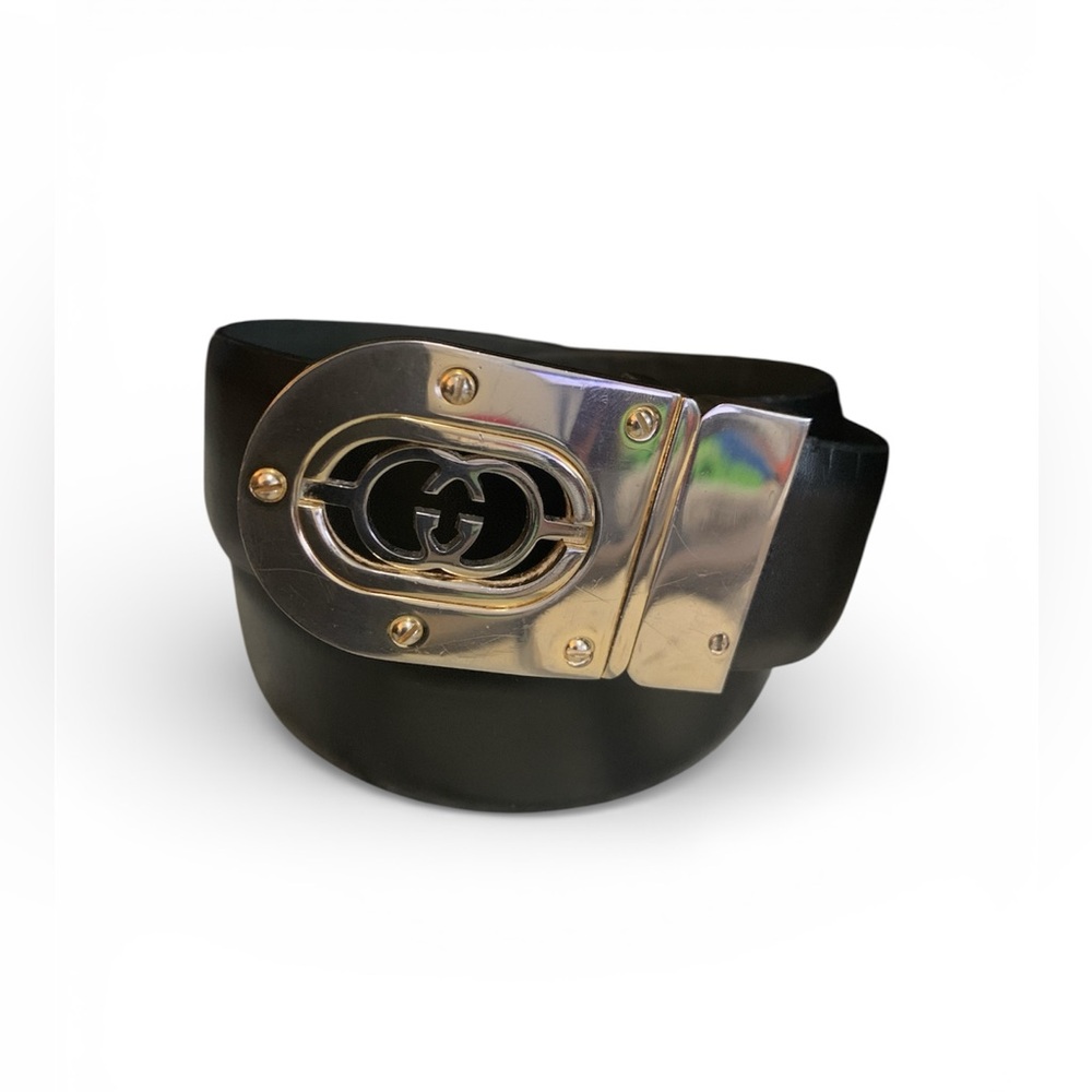 Gucci vintage interlocking GG belt buckle.